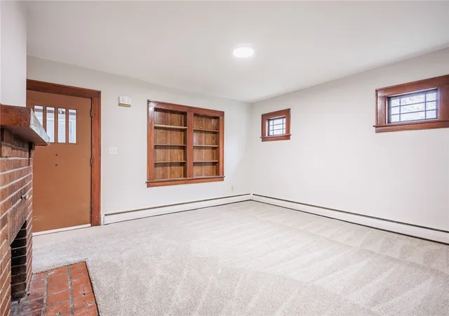 Photo 4 of House for sale at 1518 Chili Ave, Rochester, NY 14624 | MLS# R1709597 | Listing updated on 2026-09-12