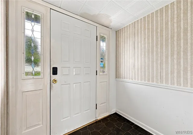 Photo 4 of Single family home for sale at 202 Jamaica Rd, Tonawanda, NY 14150 | MLS# B1713184 | Listing updated on 2026-09-11