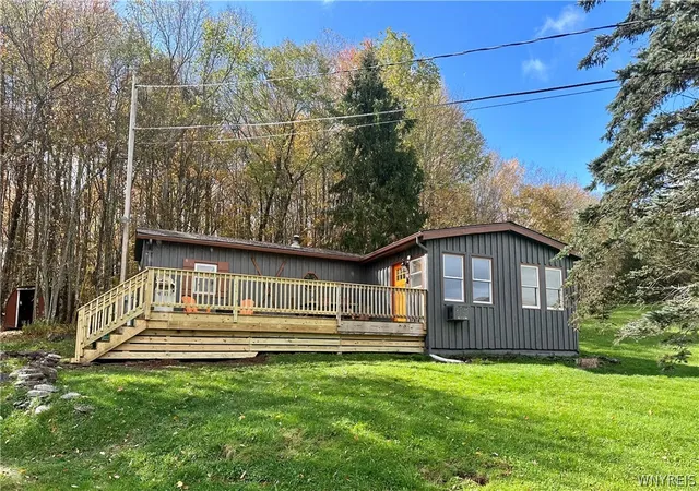 Photo 1 of Single family home for sale at 629 New Kingston Rd, New Kingston, NY 12459 | MLS# B1713831 | Listing updated on 2026-09-11