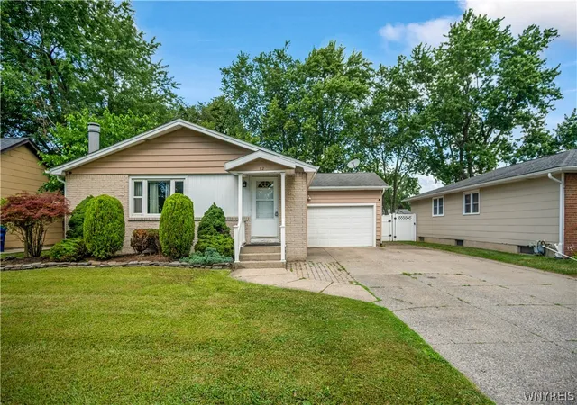 Single family home for sale at 82 Bucyrus Dr, Buffalo, NY 14228 | MLS# B1714042
