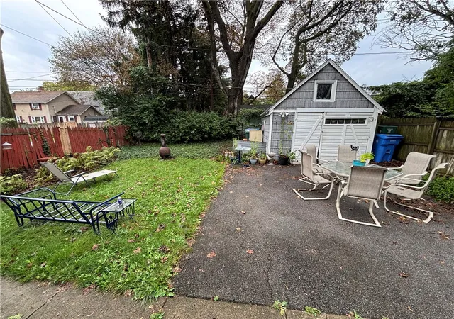 Photo 4 of Multi family home for sale at 187 Wisconsin St, Rochester, NY 14609 | MLS# R1713968 | Listing updated on 2026-09-11