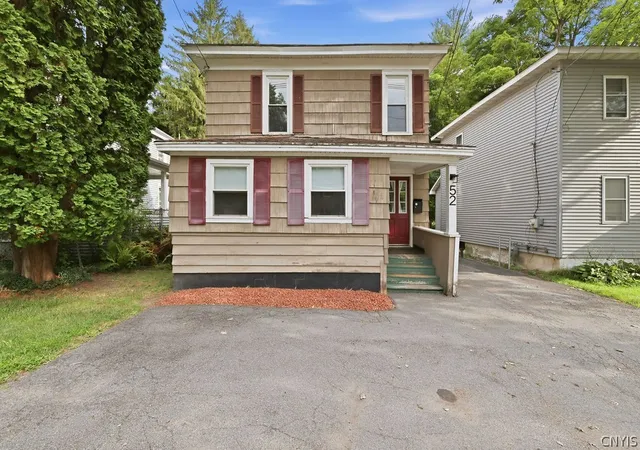 Photo 1 of Single family home for sale at 52 Downer St, Baldwinsville, NY 13027 | MLS# S1714040 | Listing updated on 2026-09-11