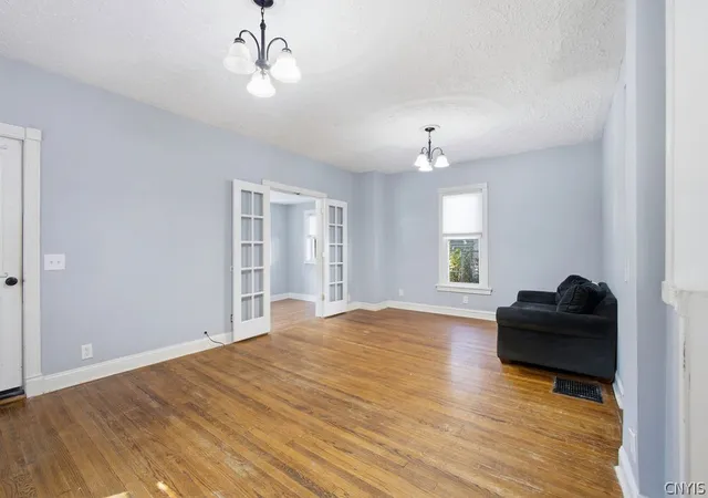 Photo 4 of Single family home for sale at 52 Downer St, Baldwinsville, NY 13027 | MLS# S1714040 | Listing updated on 2026-09-11