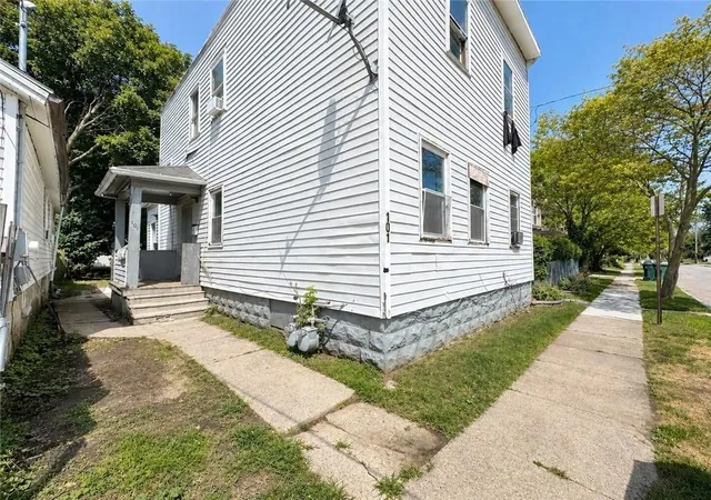 Photo 1 of Multi family home for sale at 101 Thomas St, Rochester, NY 14621 | MLS# R1714101 | Listing updated on 2026-09-11