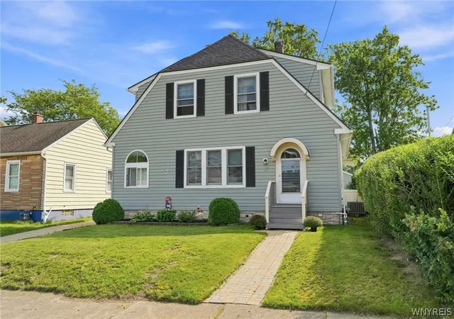 Photo 3 of Sale Pending at 37 Eugene St, Tonawanda, NY 14150 | MLS# B1714093 | Listing updated on 2026-09-18
