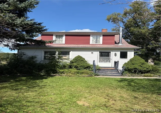 Photo 1 of Single family home for sale at 6910 W Britton Dr, Niagara Falls, NY 14305 | MLS# B1714118 | Listing updated on 2026-09-11