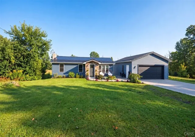 Photo 1 of Single family home for sale at 6948 N Division St Rd, Auburn, NY 13021 | MLS# S1713588 | Listing updated on 2026-09-14