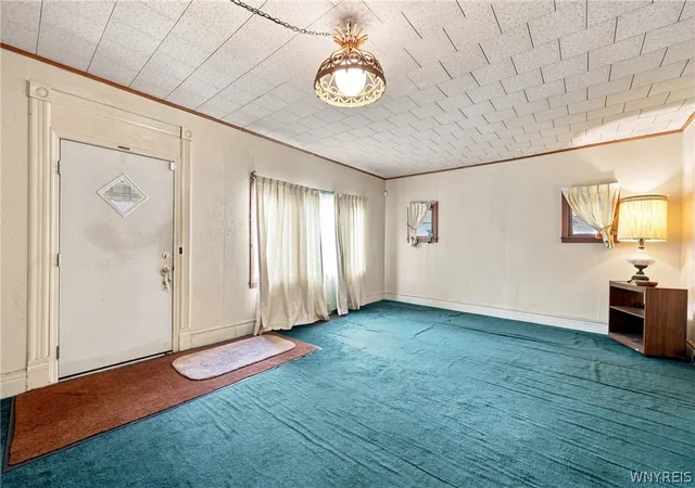Photo 3 of Single family home for sale at 4 Regina Pl, Buffalo, NY 14208 | MLS# B1713937 | Listing updated on 2026-09-11