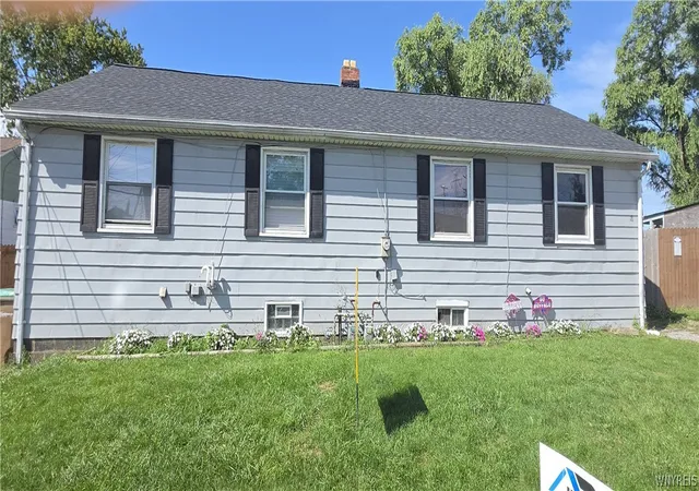 Photo 2 of Multi family home for sale at 18 Sandstone Dr #16, Buffalo, NY 14225 | MLS# B1714174 | Listing updated on 2026-09-11
