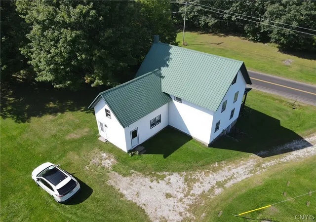 Photo 4 of Single family home for sale at 370 Chub Lake Rd, Gouverneur, NY 13642 | MLS# S1714202 | Listing updated on 2026-09-14
