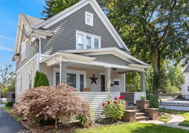 Photo 3 of Single family home for sale at 416 West Ave, Newark, NY 14513 | MLS# R1713940 | Listing updated on 2026-09-12