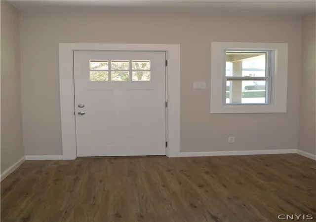 Photo 3 of Single family home for sale at 214 Gordon Ave, Syracuse, NY 13207 | MLS# S1713990 | Listing updated on 2026-09-12
