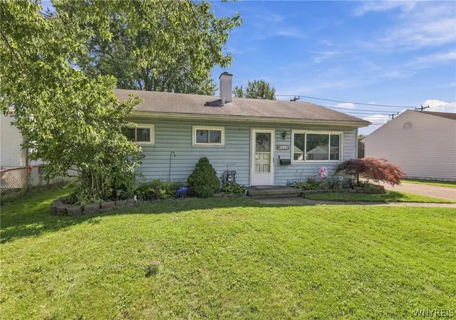 Photo 3 of Sale Pending at 310 Canton St, Tonawanda, NY 14150 | MLS# B1711664 | Listing updated on 2026-09-21