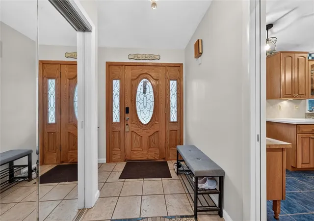 Photo 3 of Single family home for sale at 3062 Clover St, Pittsford, NY 14534 | MLS# R1708994 | Listing updated on 2026-09-14