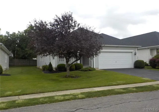 Single family home for sale at 12 Rushford Holw Dr, Buffalo, NY 14227 | MLS# B1714285