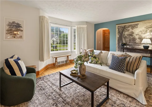 Photo 3 of Single family home for sale at 29 Brooklea Dr, Rochester, NY 14624 | MLS# R1712102 | Listing updated on 2026-09-13