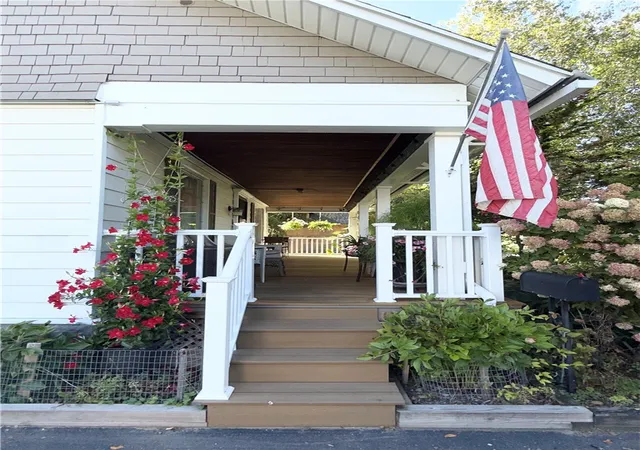 Photo 3 of Single family home for sale at 9 Madison Ave, Oneonta, NY 13820 | MLS# R1714305 | Listing updated on 2026-09-14
