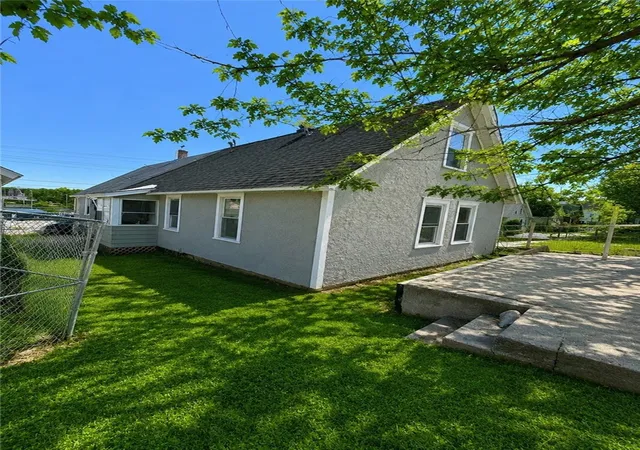 Photo 3 of Single family home for sale at 1421 Burnet Ave, Syracuse, NY 13206 | MLS# R1714450 | Listing updated on 2026-09-14