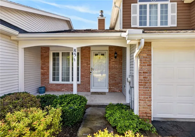 Photo 2 of Townhouse for sale at 85 Eaglesfield, Fairport, NY 14450 | MLS# R1714344 | Listing updated on 2026-09-14