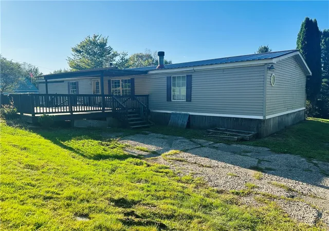 Photo 4 of Manufactured home for sale at 1660 Pine Swamp Rd, Sidney Center, NY 13839 | MLS# R1714508 | Listing updated on 2026-09-14