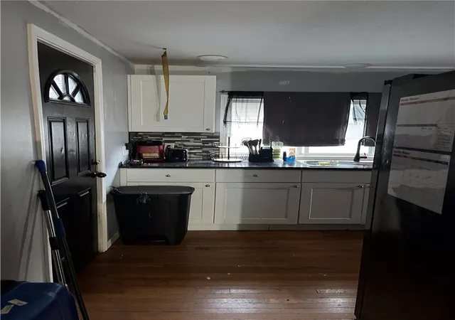 Photo 3 of Single family home for sale at 290 Marne St, Rochester, NY 14609 | MLS# R1714528 | Listing updated on 2026-09-14