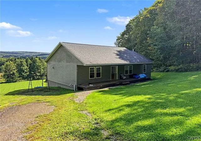 Single family home for sale at 1013 Lake Como Rd, Cortland, NY 13045 | MLS# S1714564
