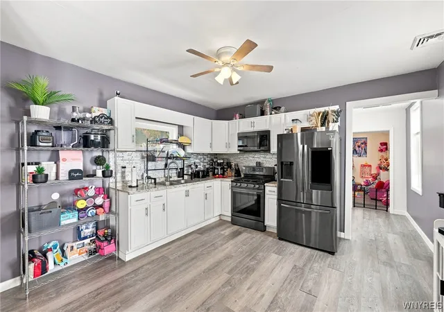 Photo 4 of Single family home for sale at 174 Grace St, Buffalo, NY 14207 | MLS# B1714469 | Listing updated on 2026-09-14
