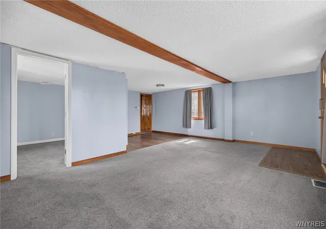Photo 4 of Single family home for sale at 2007 Colvin Blvd, Tonawanda, NY 14150 | MLS# B1714600 | Listing updated on 2026-09-14