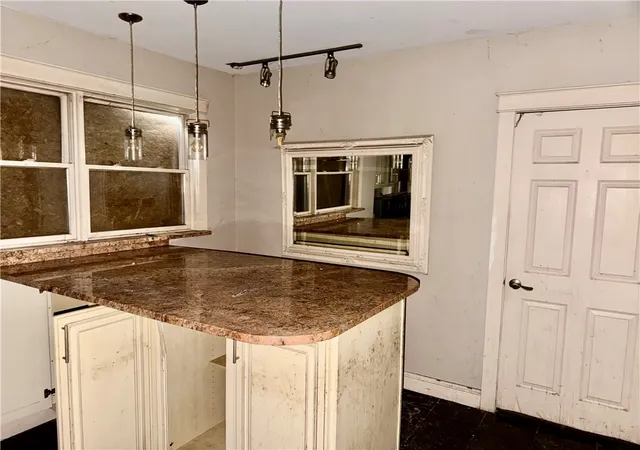 Photo 3 of Single family home for sale at 711 W Clinton St, Elmira, NY 14905 | MLS# R1710447 | Listing updated on 2026-09-14