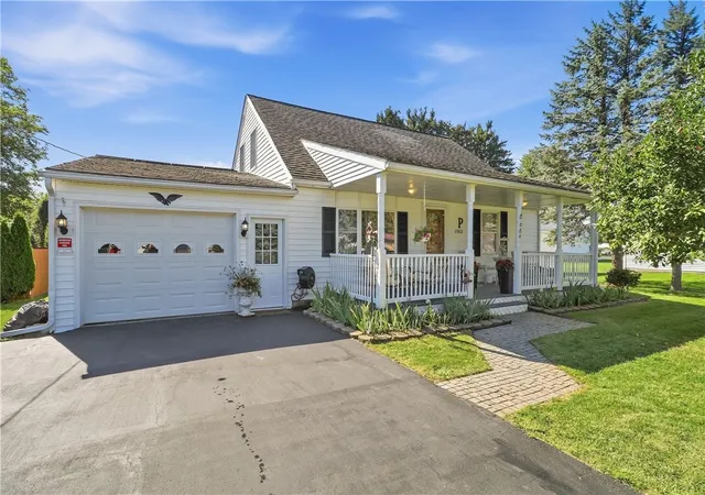 Photo 2 of Single family home for sale at 1502 Marywood Dr, Elmira, NY 14904 | MLS# R1714563 | Listing updated on 2026-09-16
