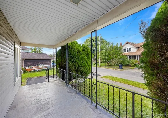 Photo 3 of Single family home for sale at 1415 Byrd Ave, Niagara Falls, NY 14303 | MLS# B1714205 | Listing updated on 2026-09-14