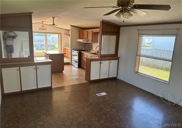 Photo 3 of Manufactured home for sale at 1256 Ridgewood Dr, Lockport, NY 14094 | MLS# B1714602 | Listing updated on 2026-09-15