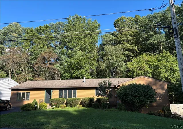 Photo 1 of Single family home for sale at 100 Wallace Ave, Camillus, NY 13031 | MLS# S1713859 | Listing updated on 2026-09-14
