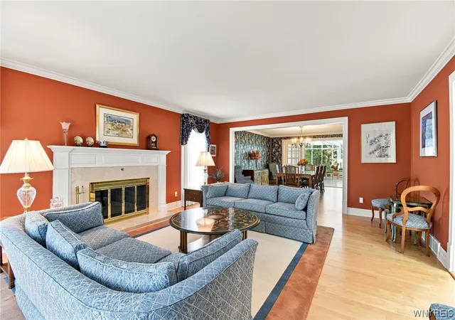 Photo 4 of Single family home for sale at 14 Stratford Ct, East Amherst, NY 14051 | MLS# B1714514 | Listing updated on 2026-09-15