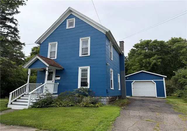 Photo 1 of Single family home for sale at 18 Coomes St, Norwich, NY 13815 | MLS# R1714544 | Listing updated on 2026-09-16