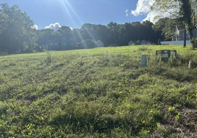 Land for sale at 1006 Little Vista Rd, Lewiston, NY 14092 | MLS# B1714304