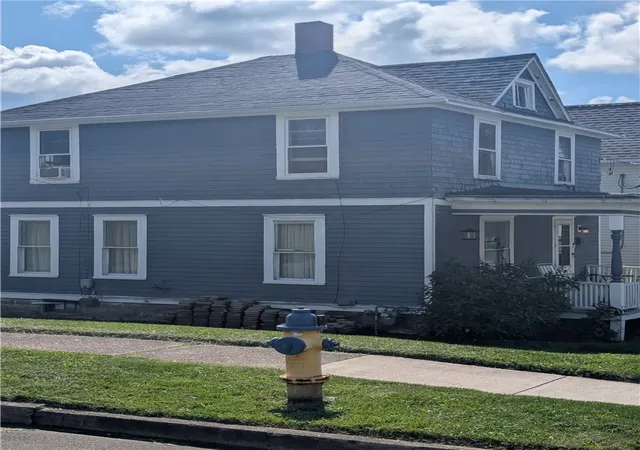 Photo 2 of Single family home for sale at 260 Sly Ave, Corning, NY 14830 | MLS# R1714732 | Listing updated on 2026-09-14