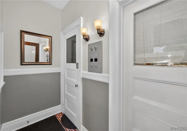 Photo 4 of House for sale at 270 Lexington Ave, Buffalo, NY 14222 | MLS# B1713432 | Listing updated on 2026-09-16