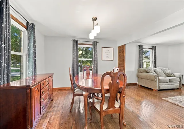 Photo 4 of Single family home for sale at 11 Old Orchard Ln, Orchard Park, NY 14127 | MLS# B1714412 | Listing updated on 2026-09-14