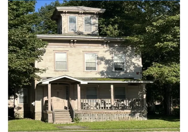 Photo 1 of Single family home for sale at 117 S Broad St, Norwich, NY 13815 | MLS# R1712570 | Listing updated on 2026-09-15