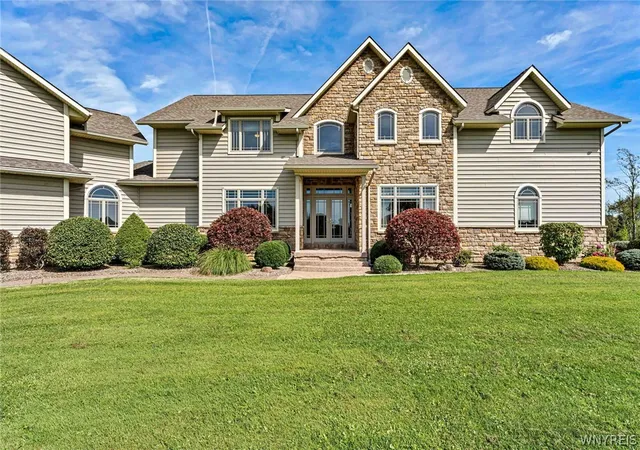 Photo 1 of Mansion for sale at 6715 Northwoods Rd, Arcade, NY 14009 | MLS# B1714099 | Listing updated on 2026-09-15