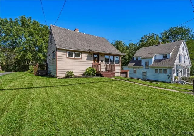 Photo 1 of Single family home for sale at 4753 W Seneca Dr, Syracuse, NY 13215 | MLS# S1713063 | Listing updated on 2026-09-15