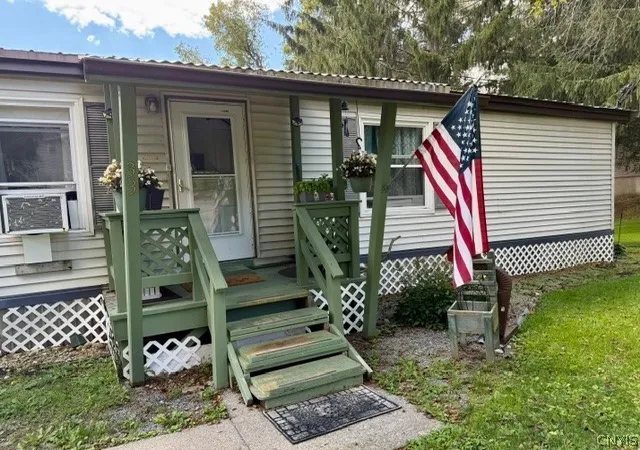 Photo 3 of Manufactured home for sale at 33 Mill St, Marathon, NY 13803 | MLS# S1714201 | Listing updated on 2026-09-23