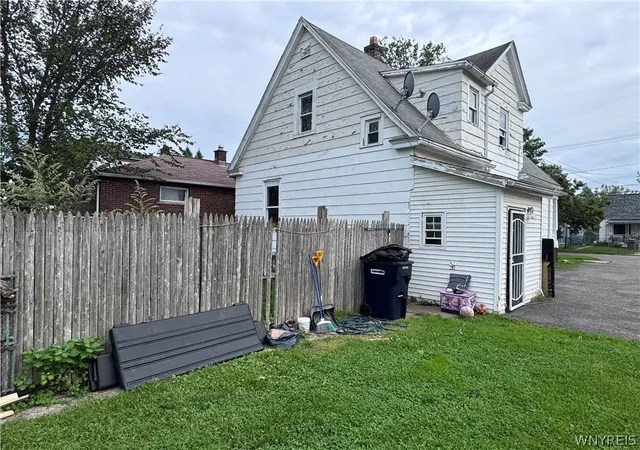 Photo 3 of Multi family home for sale at 2758 Falls St, Niagara Falls, NY 14303 | MLS# B1714783 | Listing updated on 2026-09-15
