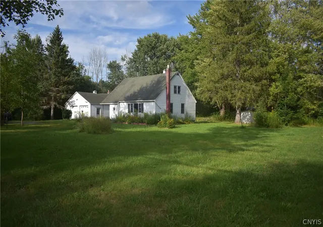 Photo 1 of Single family home for sale at 8928 Oswego Rd, Baldwinsville, NY 13027 | MLS# S1711241 | Listing updated on 2026-09-15