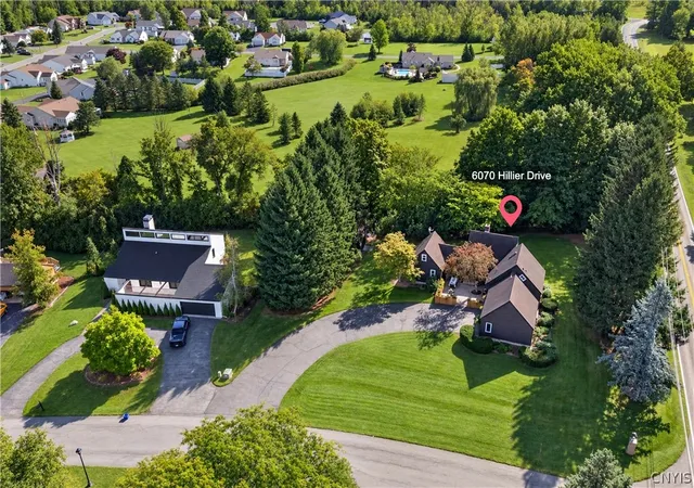 Photo 3 of Single family home for sale at 6070 Hiller Dr, Cicero, NY 13039 | MLS# S1714069 | Listing updated on 2026-09-16
