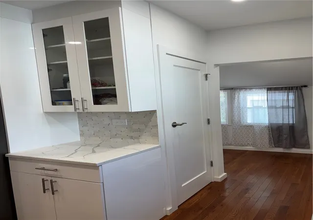 Photo 3 of Single family home for sale at 10 Pleasant Ave, Oneonta, NY 13820 | MLS# R1714848 | Listing updated on 2026-09-15