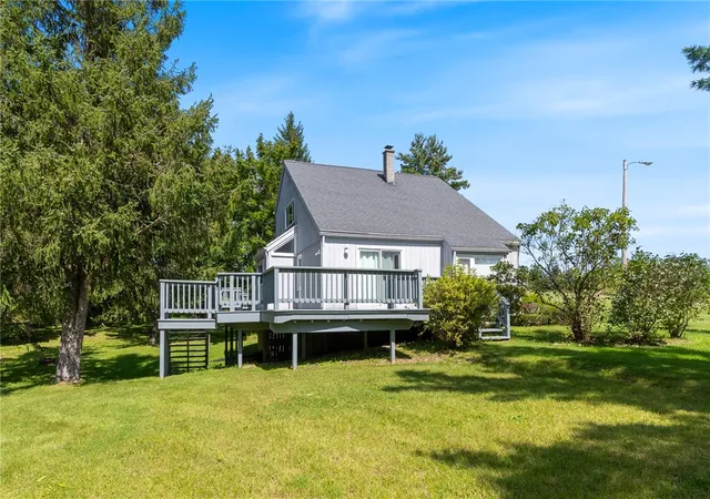 Photo 1 of Single family home for sale at 3990 County Rd 40, Bloomfield, NY 14469 | MLS# R1711841 | Listing updated on 2026-09-16