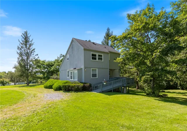 Photo 3 of Single family home for sale at 3990 County Rd 40, Bloomfield, NY 14469 | MLS# R1711841 | Listing updated on 2026-09-16