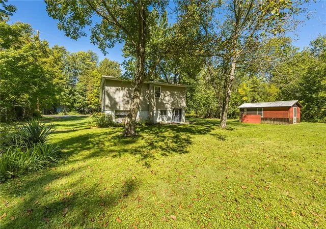 Photo 4 of Single family home for sale at 184 Berg Rd, Ontario, NY 14519 | MLS# R1714805 | Listing updated on 2026-09-15